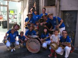 Xaranga Damm-er col.labora amb un concert a la Marató de TV3
